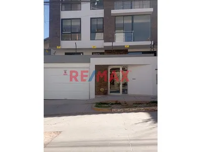 Local Comercial En Alquiler