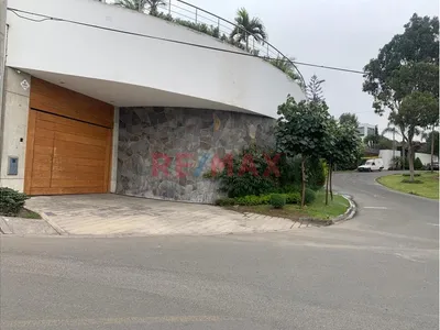 Residencia Exclusiva En Venta – Rinconada Alta, La Molina