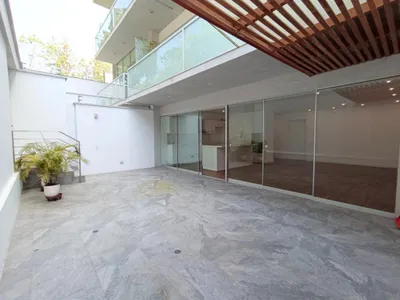 Venta de Departamento en San Isidro - Lima 4 Dormitorios