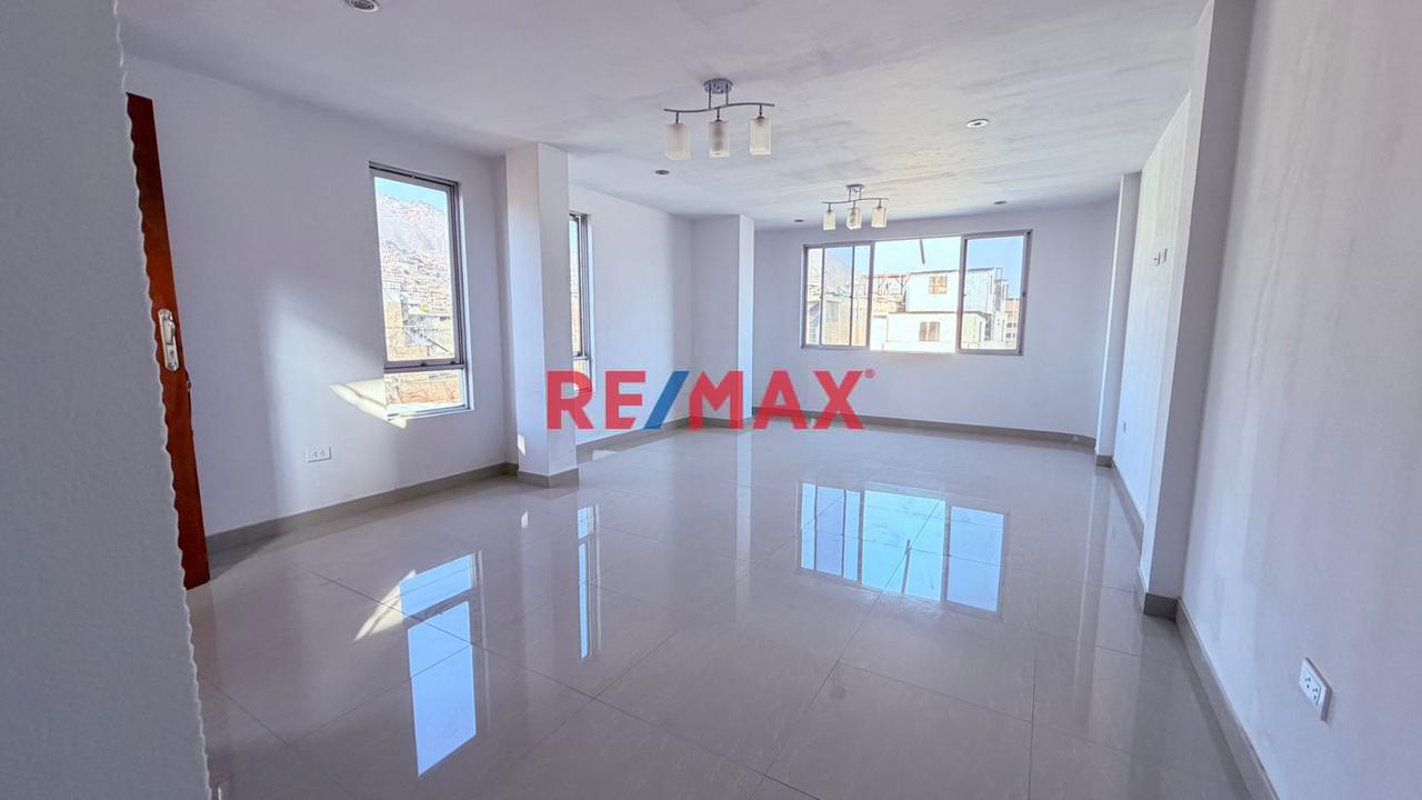 Villa María Del Triunfo 2 Departamentos  Al Precio De 1 Mas Aires🏡