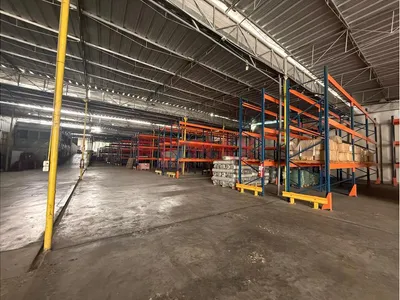 Alquiler Almacen Industrial Mas Oficinas Y Estacionamiento - Nicolas De Pierola