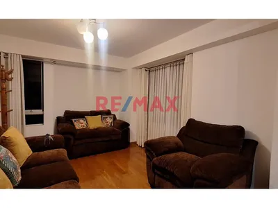 Se Alquila Departamento De 82.84 En 4To Piso + Estacionamiento – Jardines Del Golf – S2,300 Soles