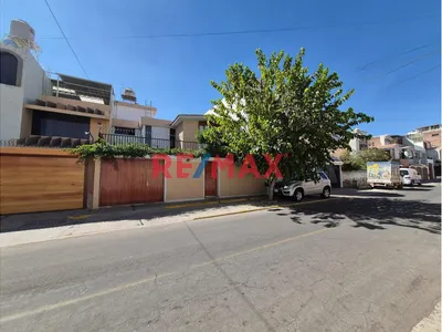 Casa En Alquiler En Las Orquídeas - Asvea