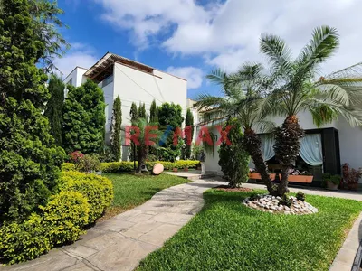 Exclusiva Casa En Venta En Santiago De Surco