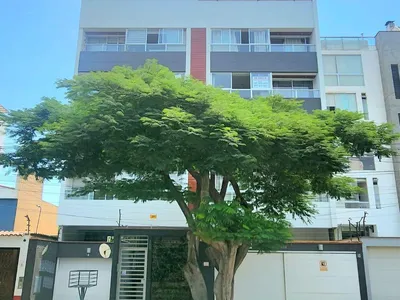 Venta de Departamento en Santiago de Surco - Lima 2 Dormitorios