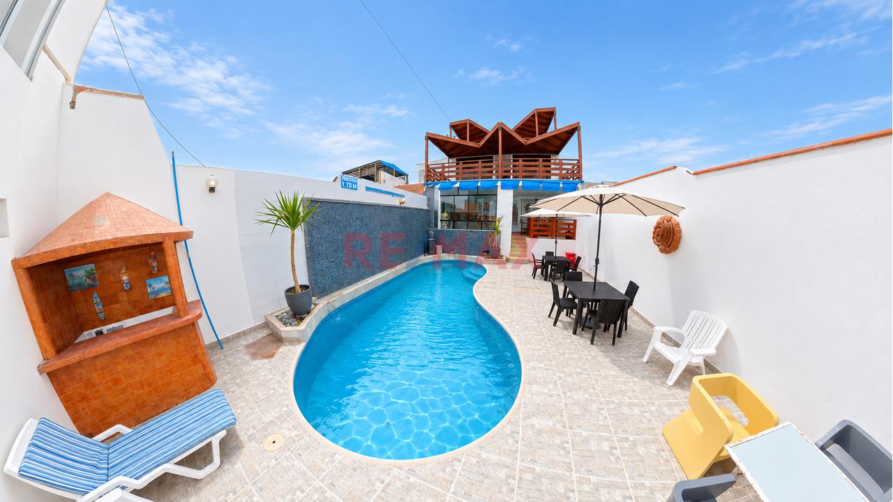 Casa De Playa En Punta Negra 842M2 Con Dos Piscinas, Doble Frente Y Vista Al Mar