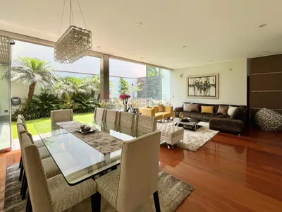 Venta de Casa en La Molina - Lima 4 Dormitorios