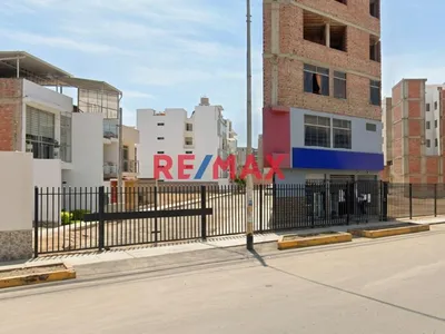 Terreno En Av Tomis Stack Urb Las Viñas