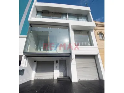 Oportunidad Unica...🏢 Local Comercial De Alto Impacto, Zon. Comercio Metropolitano / Densidad Resid Alta, Excelente Oportunidad Para Proyecto.