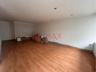 Vendo Departamento En 1Er Piso De 106M² En Surquillo