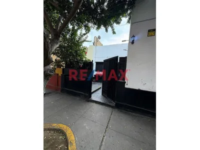 Se Alquila Hermosa Casona Barranquina Con Gran Potencial Comercial