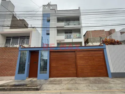 Vendo Departamento En 1Er Piso