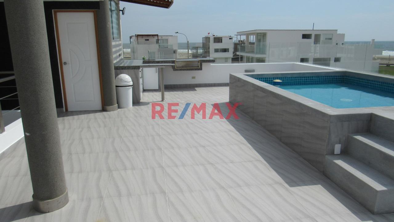 ¡Exclusiva Casa De Playa En Venta En Asia – Condominio Las Terrazas, Primera Fila Frente Al Mar!
