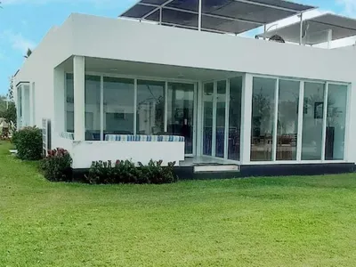 Venta de Casa de Playa en Asia - Cañete 7 Dormitorios