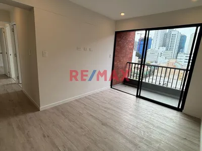 Vendo Departamento De Estreno Con Balcón - En Miraflores - Ramón Zavala