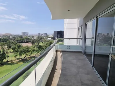 Venta de Departamento en Santiago de Surco - Lima 3 Dormitorios 