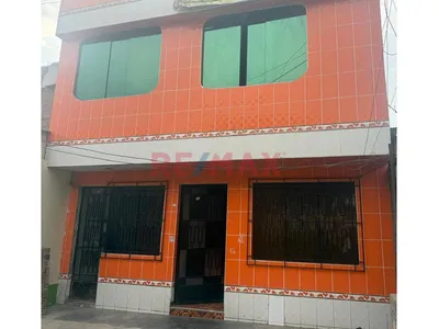 🏡 Casa En Venta – 2 Pisos + Azotea – Zona B, Huaycán