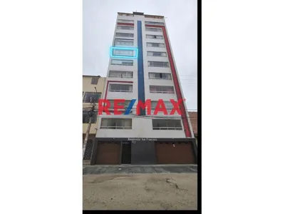 Alquiler De Departamento En San Isidro 95M2 Con  Cochera