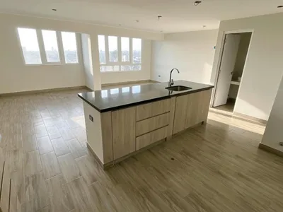 Venta de Departamento en Santiago de Surco - Lima 3 Dormitorios
