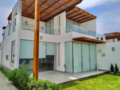 Venta de Casa de Playa en Asia - Cañete 5 Dormitorios
