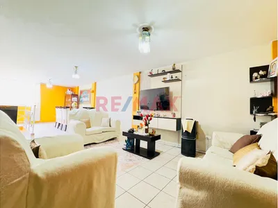 Venta De Casa De 4 Pisos En Los Olivos