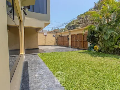 Casa en venta · La Molina Vieja Etapa 2, La Molina · 326 m², 4 dorm.