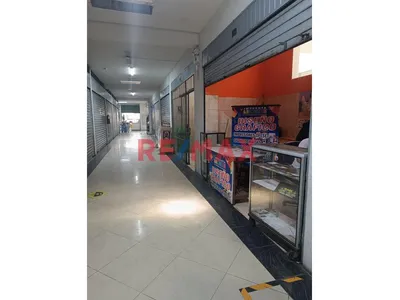 Vendo Puesto Comercial En Piso 2, C.C. Plaza Unicachi Av. Caqueta - S.M.P.