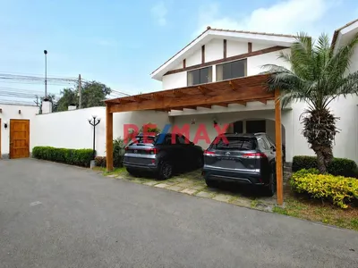 🏡 Casa En Condominio En Venta Con Piscina – En El Sol De La Molina Etapa I