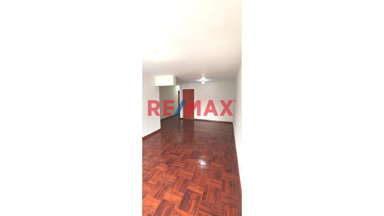Departamentos En Venta   En San Juan De Lurigancho