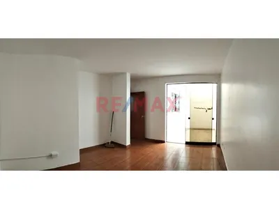 Departamento En Piso 1 Con Cochera Frente A Parque - El Alamo Callao