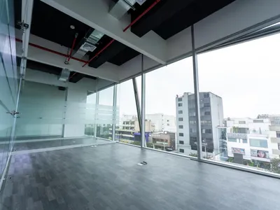Alquiler de Oficina en Miraflores - Lima 0 Dormitorio 