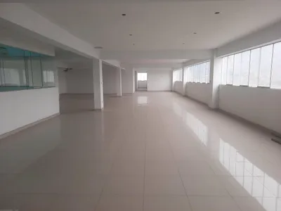 Alquiler de Oficina en Santa Anita - Lima 0 Dormitorio 