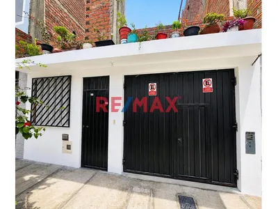 Vendo Casa Con Potencial De Expansion En Chorrillos | 120 M²