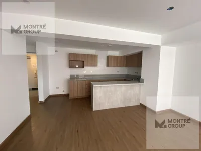 Venta de Departamento en Santiago de Surco - Lima 3 Dormitorios