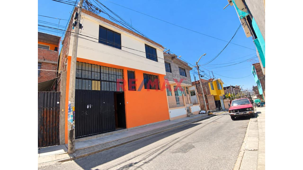 Casa En Venta Cayma Enace