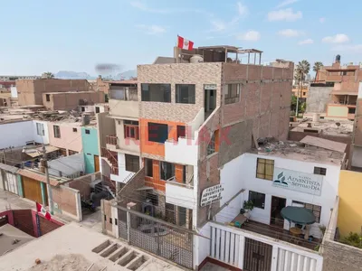 US$199,000 | Multifamiliar de 4 departamentos independientes con vista al mar en La Perla.