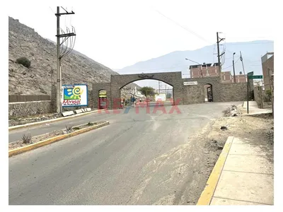 Terreno De 130 M2 En Huampani Lurigancho