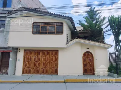Alquiler de Casa en Ayacucho - Huamanga 5 Dormitorios