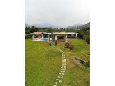 Vendo Casa De Campo En Mala / Cañete