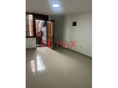 Alquiler De Departamento - La Molina