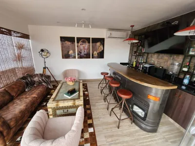 Venta de Departamento en Santiago de Surco - Lima 4 Dormitorios
