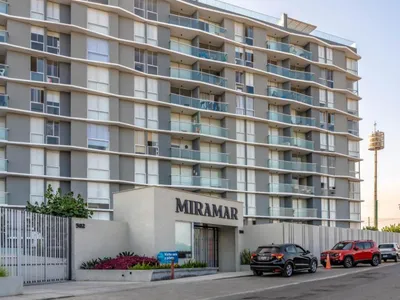 Departamento en venta · Av Piedras Negras San Bartolo, La Molina · 68 m², 2 dorm.
