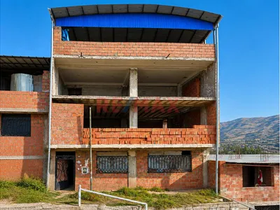 🏡 Casa De 3 Pisos Con Doble Frentera | Poroy, Cusco