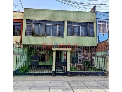 Casa En Venta /Oportunidad Estrategica En Santa Anita