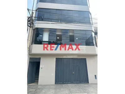 Alquiler Amplio Y Hermoso Departamento 120M2  - Sta Anita