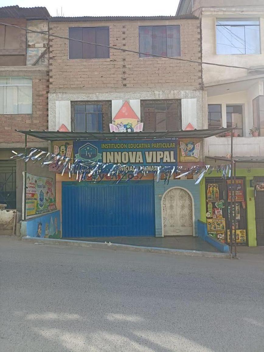 Venta de Casa en Ate - Lima 10 Dormitorios 