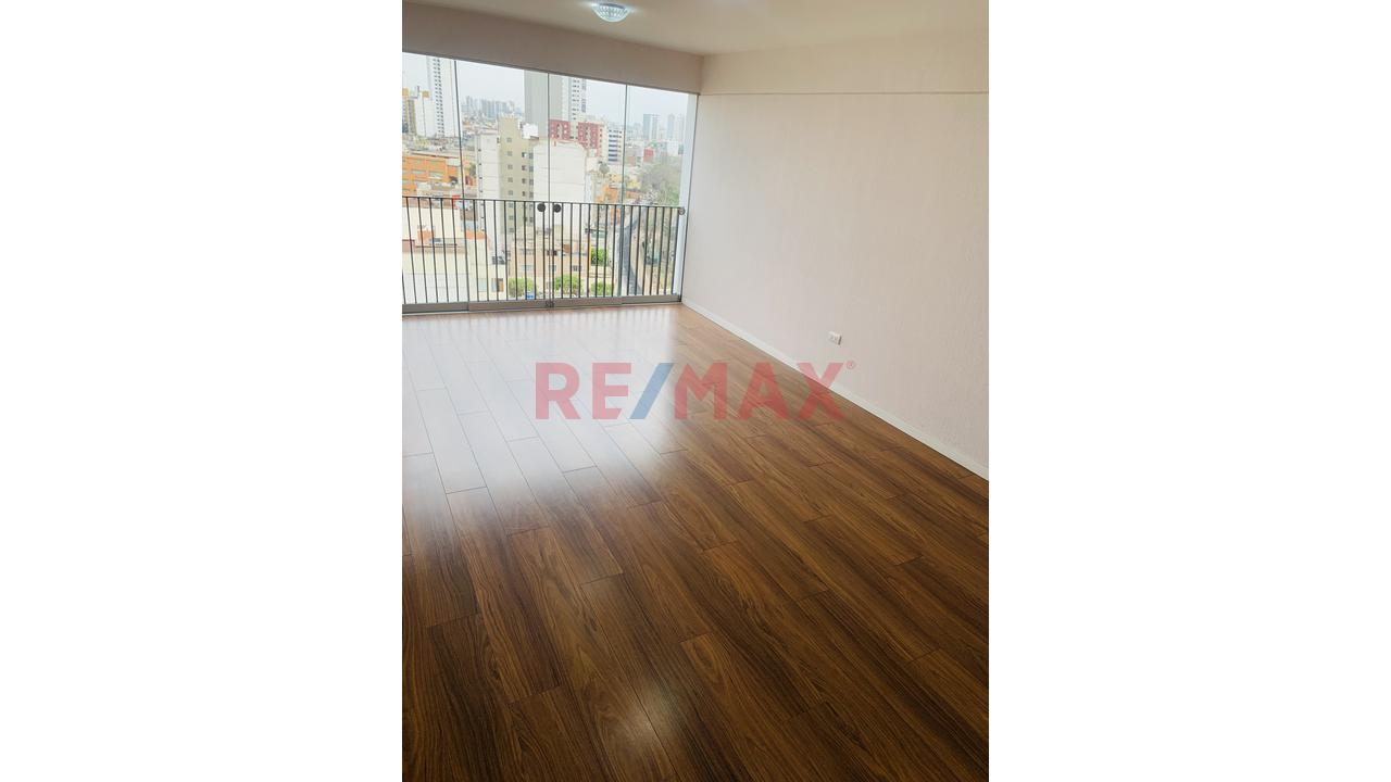 Venta De Departamento En Piso 11 - Pueblo Libre