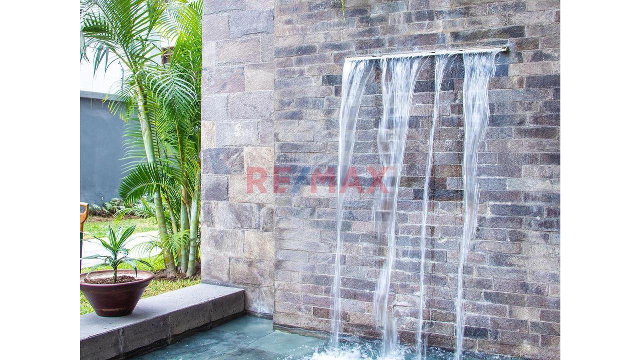 Exclusivo Dúplex De 172 M² Con Terraza Y Jardín En Valle Hermoso, Surco
