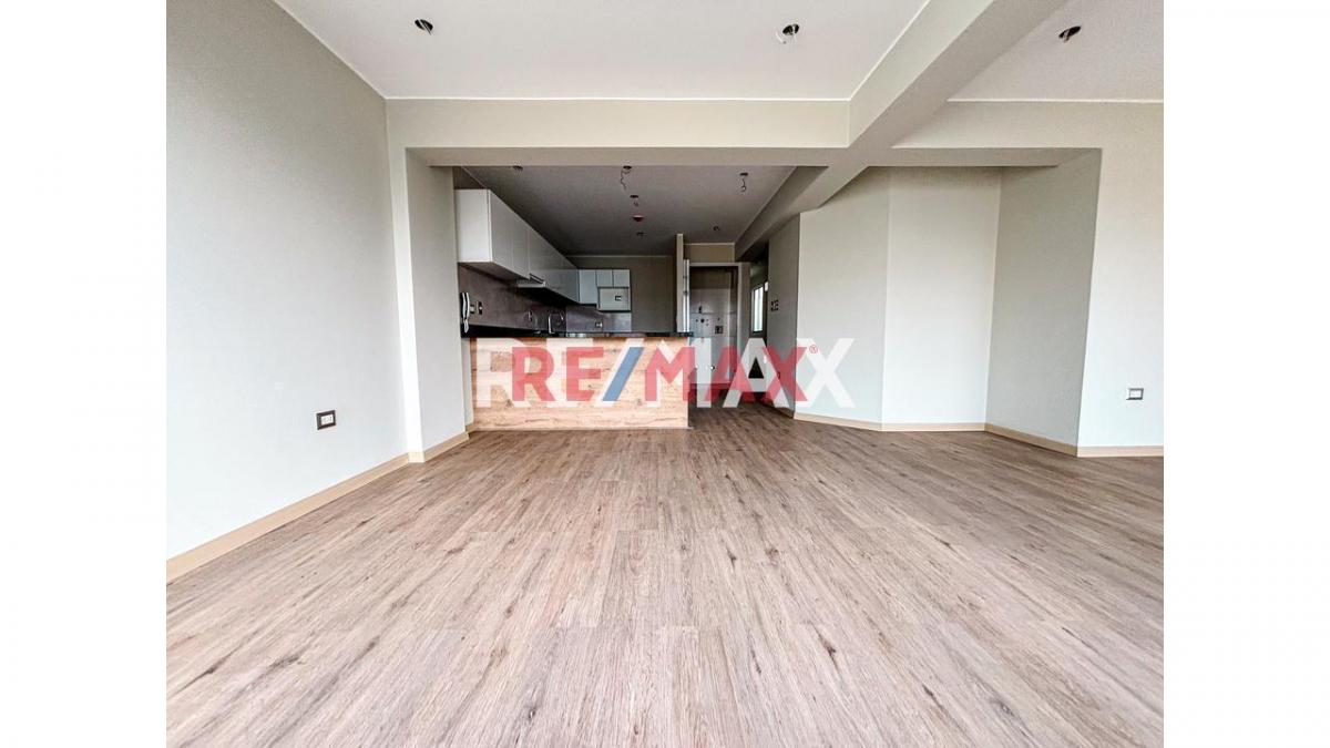 Venta de Departamento en Santiago de Surco - Lima 3 Dormitorios 