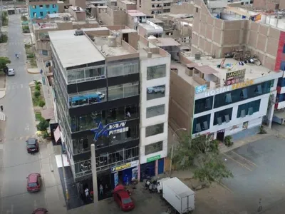 Venta de Local Comercial en Comas - Lima 0 Dormitorio 